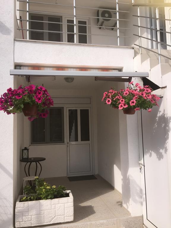 Apartments Mia Patria Ulcinj Exterior photo